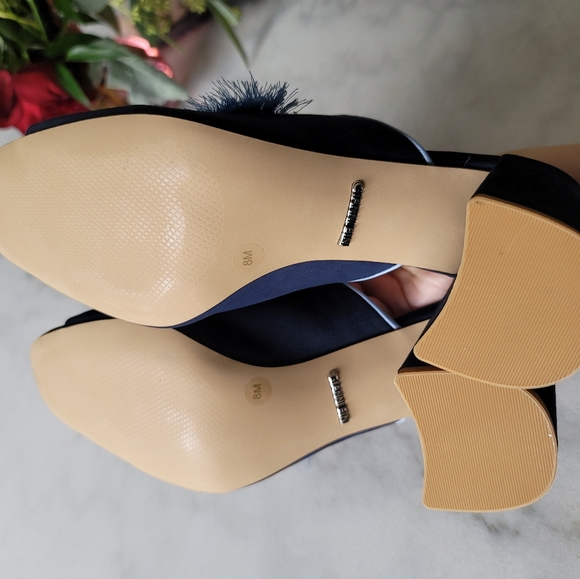 COPY - GIANI BINI Tassel Sandals - Picture 2 of 7